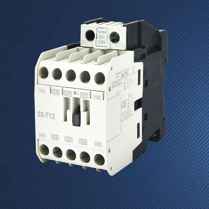 Contactor acţionat de curent alternativ